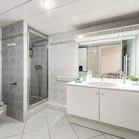 Appartement Daturas - Agreable 2 Pieces - Proche - Centre *